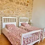 Holiday home Les Hauts De Tison ~ Vue Sur La Vallee Du Clain